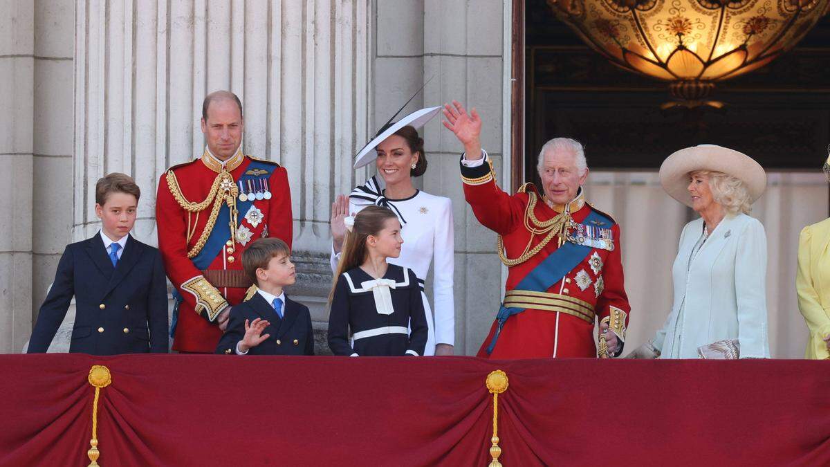 Die königliche Familie auf dem Balkon des Buckingham Palace