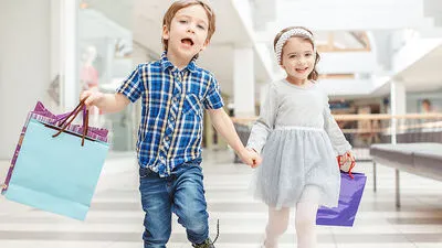 Kaufen, kaufen, kaufen! Auch bei Kindern ein Thema