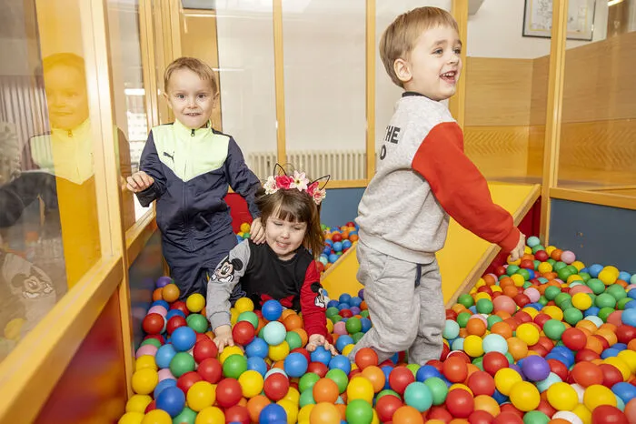 Spielspaß im Bällebad