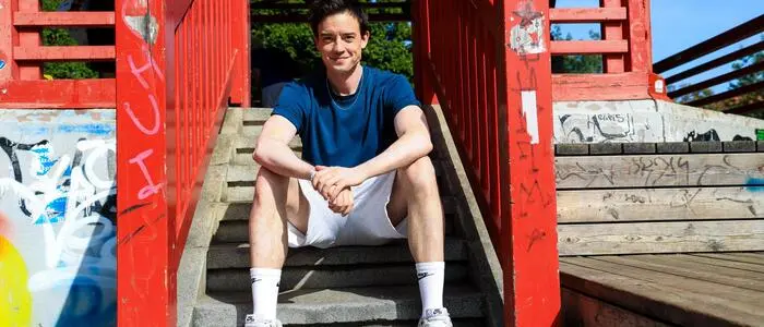 Der rote Pavillon im Augarten, ein Ort voller Kindheitserinnerungen für Philipp Hansa