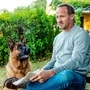 Kommissar Rex und sein neues Herrl Max Steiner (Maximilian Brückner)