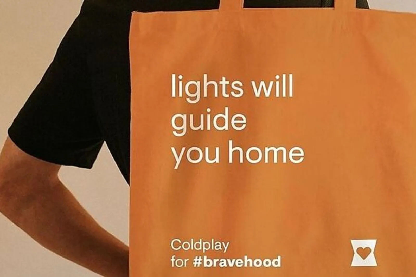 Die Lyrics internationaler Künstler zieren die Produkte von #bravehood