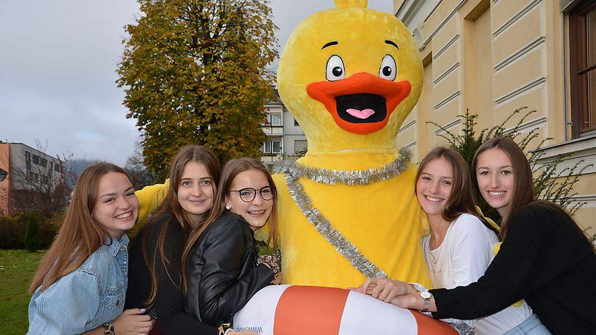 Selina Janesch, Sofie Haslacher, Johanna Huber, Anja Konatschnig und Johanna Krainz bilden das Projekt-Team