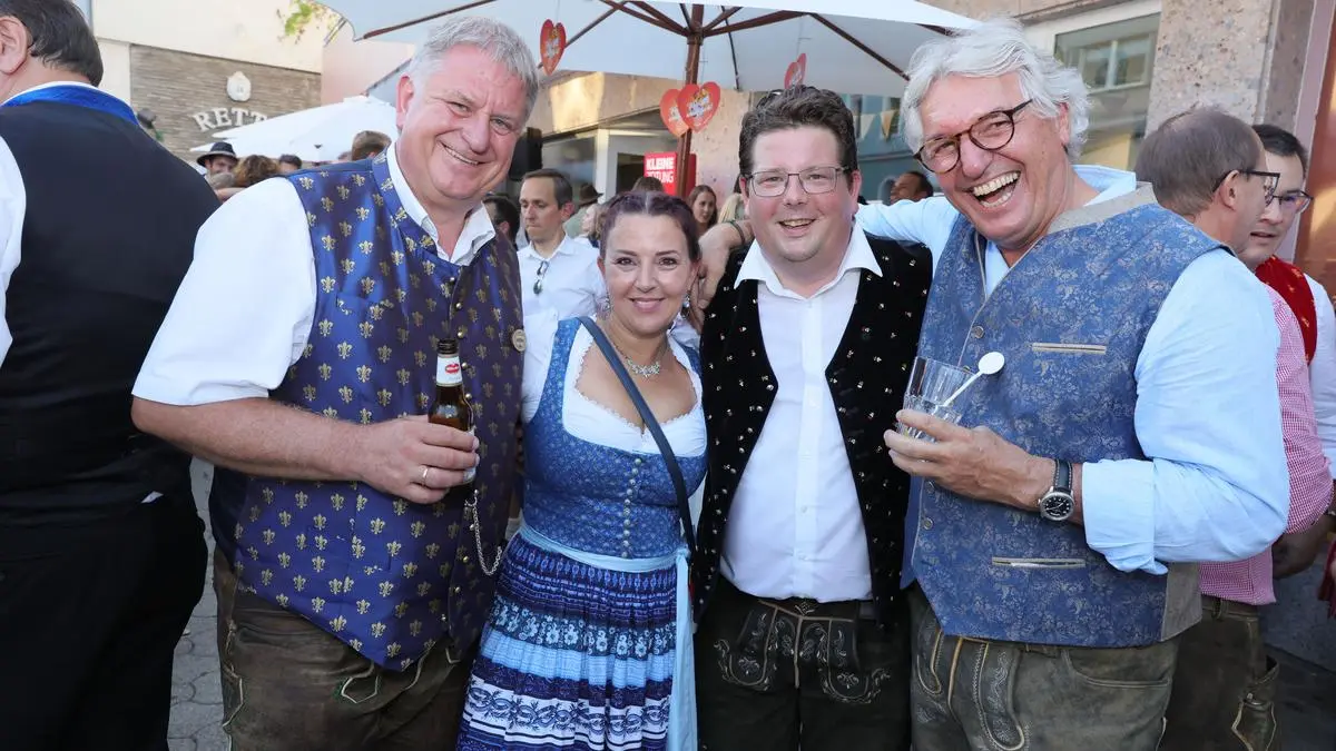 Unter den Gästen befanden sich auch zahlreicher Politiker, darunter Max Linder (FPÖ) Bürgermeister der Gemeinde Afritz sowie Stadtrat Christian Pober (ÖVP)