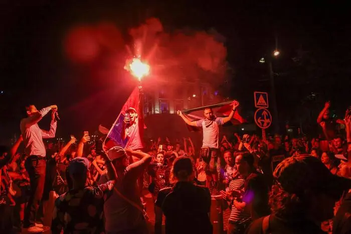 Im westfranzösischen Rennes sollen 25 Personen festgenommen worden.