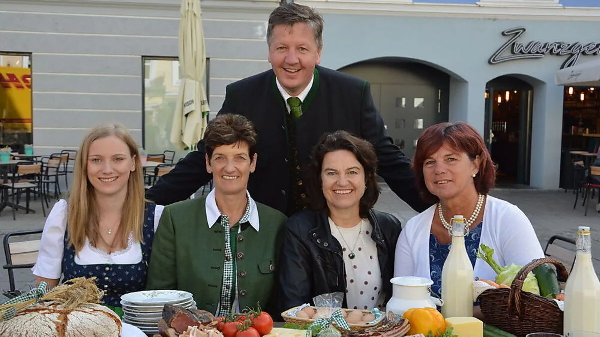 Organisatoren Christina Falzberger, Ilse Wolfger, Andreas Steinegger, Bärbel Wacker, Eva Maria Lipp (v. l.) 
