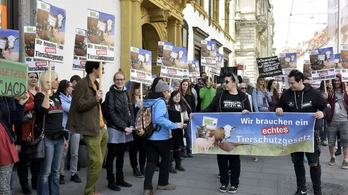 Beim österreichweiten Aktionstag zum Tierschutz demonstrierten die Tierschützer auch in Graz