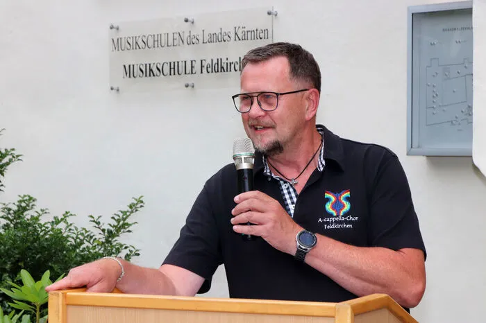 Durch das gesamte Liedertafelprogramm führte Thomas Mühleisen.
