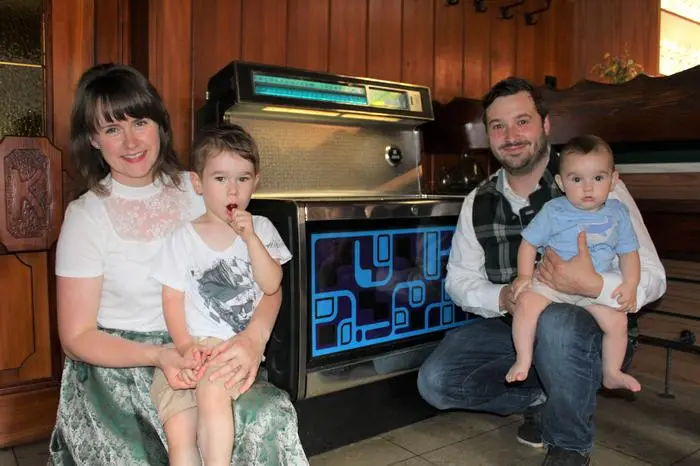 Für 20 Cent trällert die originale Juke-Box in der Gaststube Hits von ABBA und Boney M.