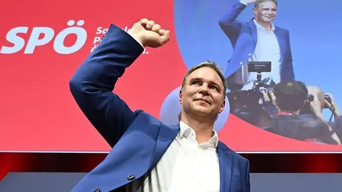 Stets für eine kämpferische Parole gut: Andreas Babler beim 1.-Mai-Aufmarsch in Wien