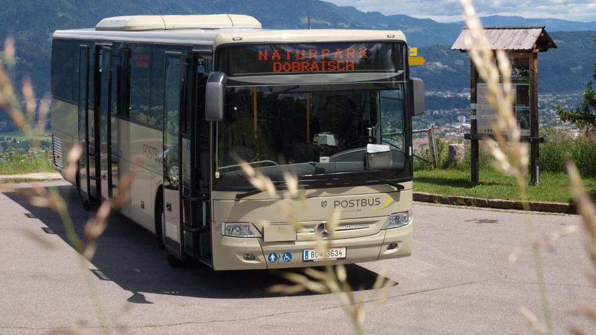 Der Bus fährt einmal täglich hin und retour