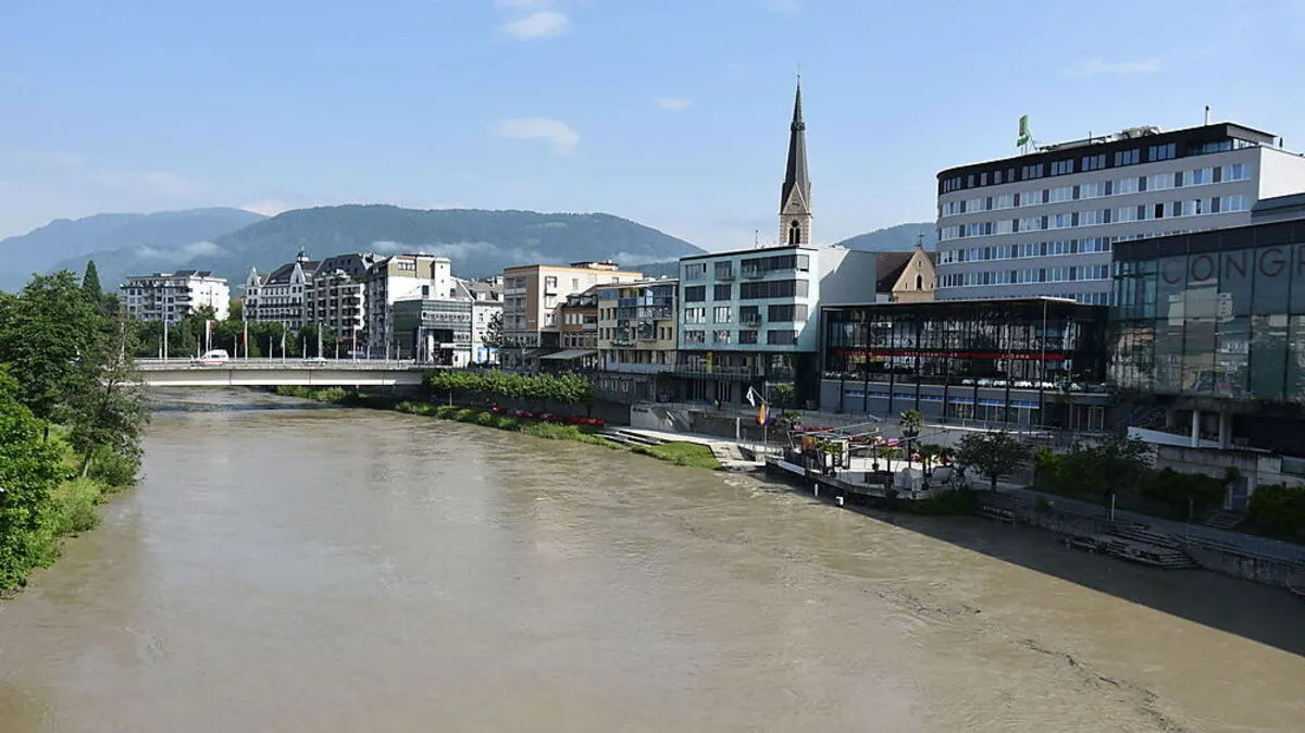 Das Drauschiff musste bereits in einen sicheren Hafen gebracht werden