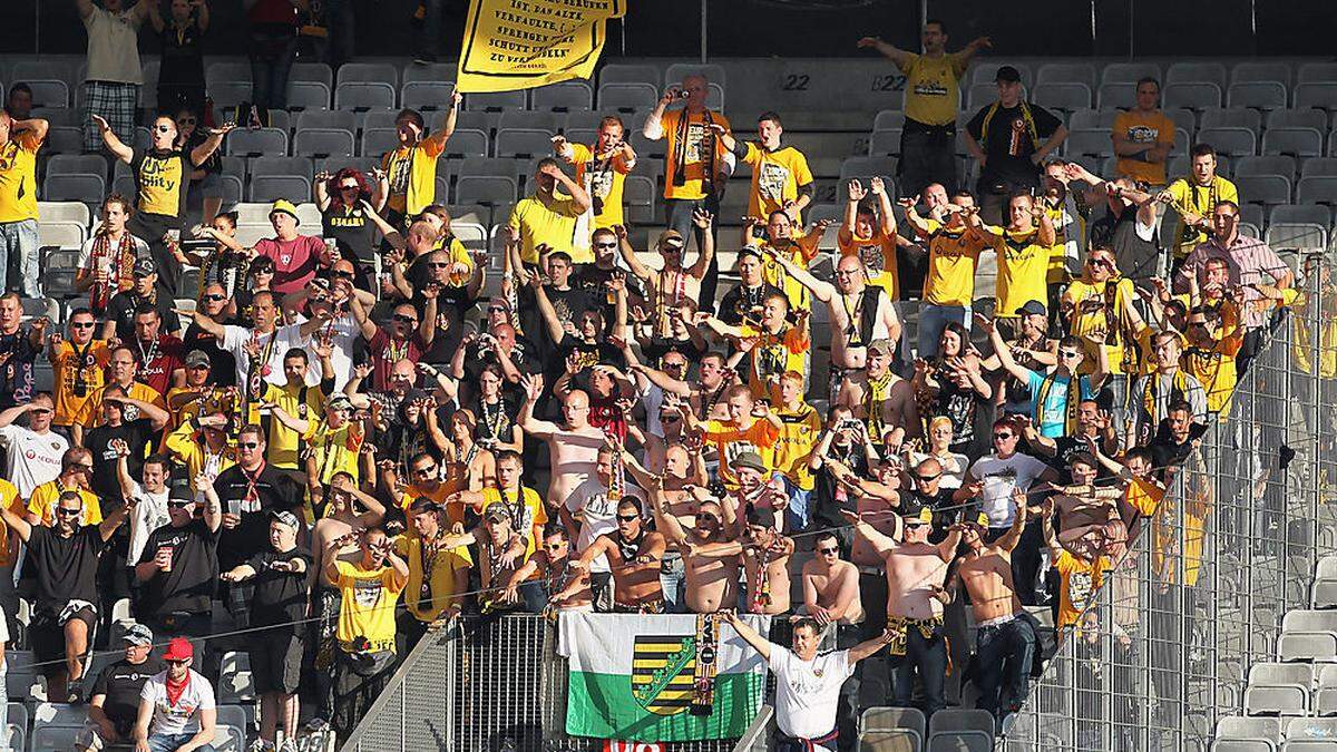 Ein Fan von Dynamo Dresden verletzte sich in Darmstadt schwer