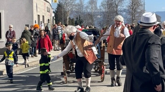 Faschingsumzug am Sonntag in Haimburg