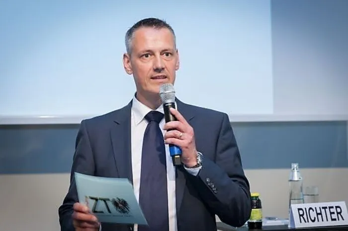 Architekt Klaus Richter, Fürstenfelder Ortsbildsachverständiger: "Wichtig ist, den Spagat zwischen moderner Architektur und den bestehenden baulichen Strukturen zu schaffen. Nur so kann sich eine Stadt positiv weiterentwickeln."
