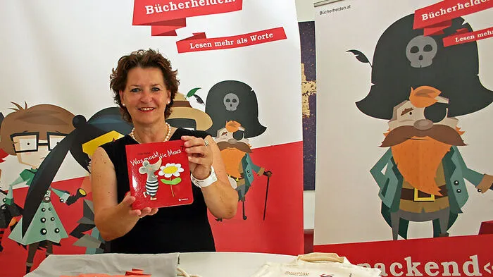 Landesrätin Ursula Lackner ist Initiatorin des Vorlesetages