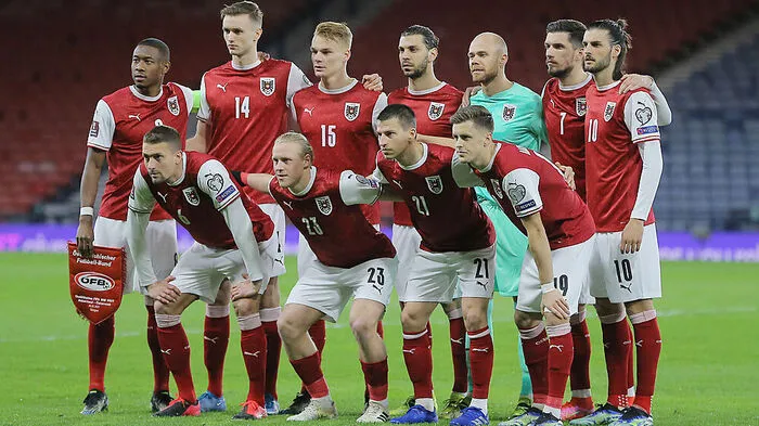 Österreichs Team Alexander Schlager, Stefan Lainer, Aleksander Dragovic, Philipp Lienhart, David Alaba, Christoph Baumgartner, Florian Grillitsch, Stefan Ilsanker, Xaver Schlager, Sasa Kalajdzic, Adrian Grbic (Louis Schaub 68.) Hier kommen Sie zum Matchbericht! Hier kommen Sie zur Notengalerie! Hier kommen Sie zum Kommentar!