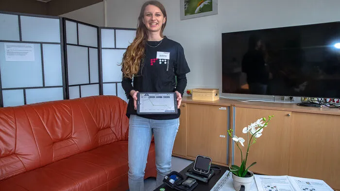 Medizintechnik-Studentin Elena Oberrainer forscht für eine bessere Lebensqualität von betagten Menschen.