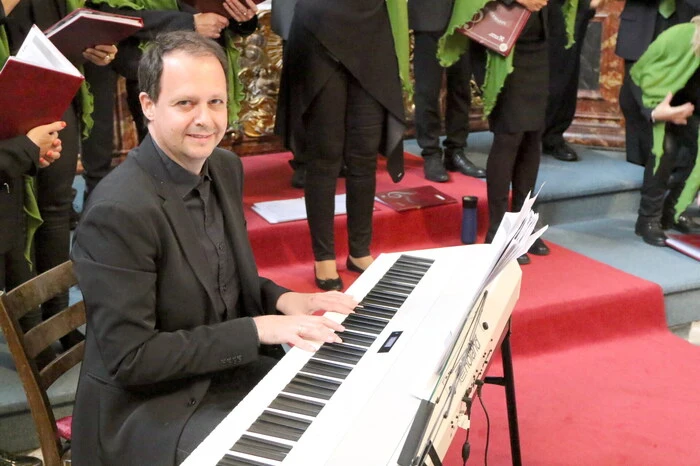 Am Klavier brillierte Walter Brunner. 