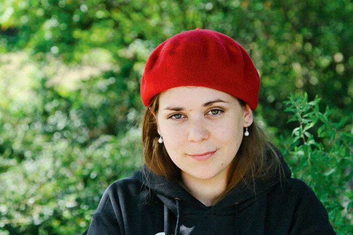 Stefanie Sargnagel (Österreich): Die Autorin, Illustratorin und Posting-Queen wurde 1986 in Wien geboren, wo sie auch lebt. Sie ist die einzige Österreicherin im Bewerb und liest auf Einladung von Sandra Kegel.