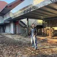 Charly Jerneischek möchte die Innenstadt revitalisieren. Wie zum Beispiel in der Botengasse. Hier ist viel ungenutztes Potenzial.