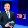 "?Zeit im Bild? ab 19. Jänner ?refresht?", "Neue Erzählformen mit modernster Optik." Auf eine optisch erneuerte ?ZiB?-Familie in ORF 2, die sich damit auch inhaltlich neuer Erzählformen bedienen kann, dürfen sich die Zuseherinnen und Zuseher ab Montag, dem 19. Jänner freuen. Die Vidiwalls rücken ins Zentrum und Infografiken, Schriften und Signation wurden erneuert. Die Ausgaben der ?ZiB? in ORF 2 präsentieren sich in einer neuen, modernen Optik, die gleichzeitig neue Methoden der Informationsvermittlung ermöglicht. So wird das ?ZiB-Studio? künftig deutlich großflächiger bespielt und die Vidiwalls werden verstärkt für neue Erzählformen eingesetzt. Die Schriften sind neu gestaltet und besser lesbar, um Information so leicht zugänglich wie möglich zu machen.Im Bild: ZIB 2 mit Armin Wolf.  SENDUNG: ORF2 - MO - 19.01.2015 - 22:00 UHR. - Veroeffentlichung fuer Pressezwecke honorarfrei ausschliesslich im Zusammenhang mit oben genannter Sendung oder Veranstaltung des ORF bei Urhebernennung.  Foto: ORF/Thomas Ramstorfer.  Anderweitige Verwendung honorarpflichtig und nur nach schriftlicher Genehmigung der ORF-Fotoredaktion.  Copyright: ORF, Wuerzburggasse 30, A-1136 Wien, Tel. +43-(0)1-87878-13606