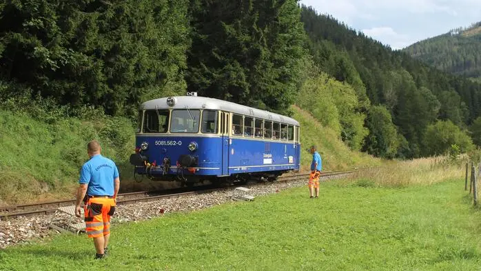 Die Erzbergbahn darf aus Sicherheitsgründen zwei Tunnel Richtung Bahnhof Erzberg nach behördlicher Anordnung nicht mehr befahren