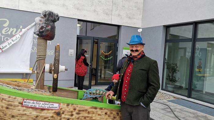 Klicken Sie sich durch die Bilder vom Faschingsdienstag in Strallegg!