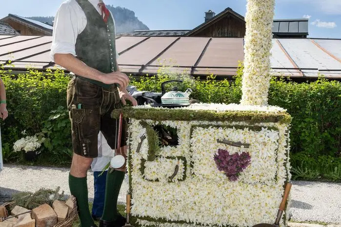 Narzissenfest 2025, Altaussee, Bootscorso
Bild zeigt: Figur Tischherd