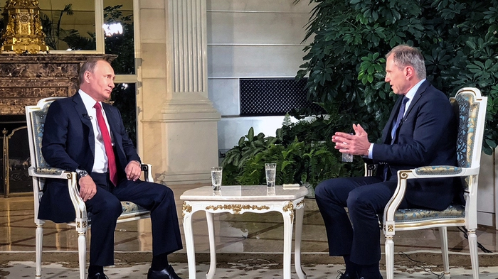 ZIB Spezial: Putin im Interview mit Armin Wolf
