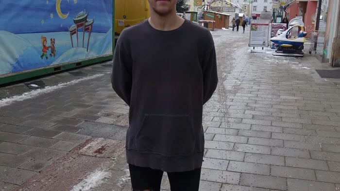 Am liebsten geht Dario Dusper aus Leoben zu Zara und H&amp;M einkaufen, aber auch Online wird er oft fündig. Sein persönlicher Wintertrend im heurigen Jahr ist ganz klar: Chelsea Boots. „Die sehen super aus und sind noch dazu bequem“, schwärmt er.