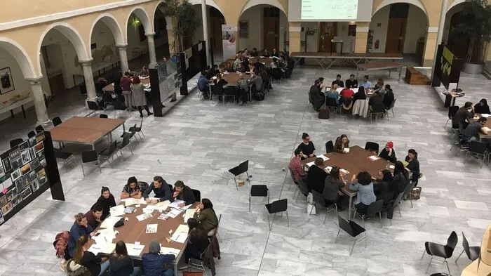Ein Semester lang steht die Arbeit der Architektur-Studenten an der Fachhochschule unter dem Motto „allespittal“.