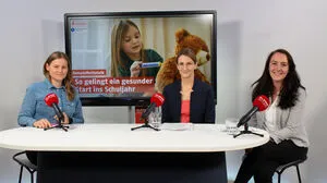 Martina Marx mit Kinderärztin Daniela Kohlfürst und Apothekerin Sonja Maier