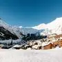 Dorf Saas-Fee im Winter