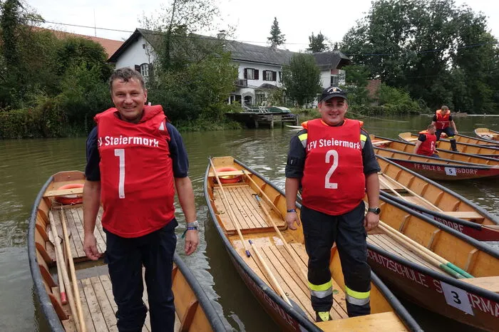 Günter Klug von der Feuerwehr Frohnleiten und Dominik Steindl von der Feuerwehr Gleisdorf starteten als erste im Leistungsbewerb Gold im Zillen-Einer.