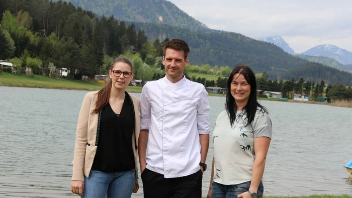 Das Team am Pirkdorfer See: Marketingleiterin Nicole Trampusch, Chefkoch Daniel Ogris, Hausherrin Andreja Skuk