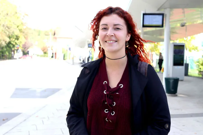 Lara Fani (27) aus Weiz: "Vormittags habe ich Kernzeiten, in denen ich im Büro sein muss, nachmittags hab ich frei. Abends bin ich dann wieder im Dienst. So passen mir meine Arbeitszeiten gut, mir macht die Arbeit Spaß und ich hab auch genug Freizeit."