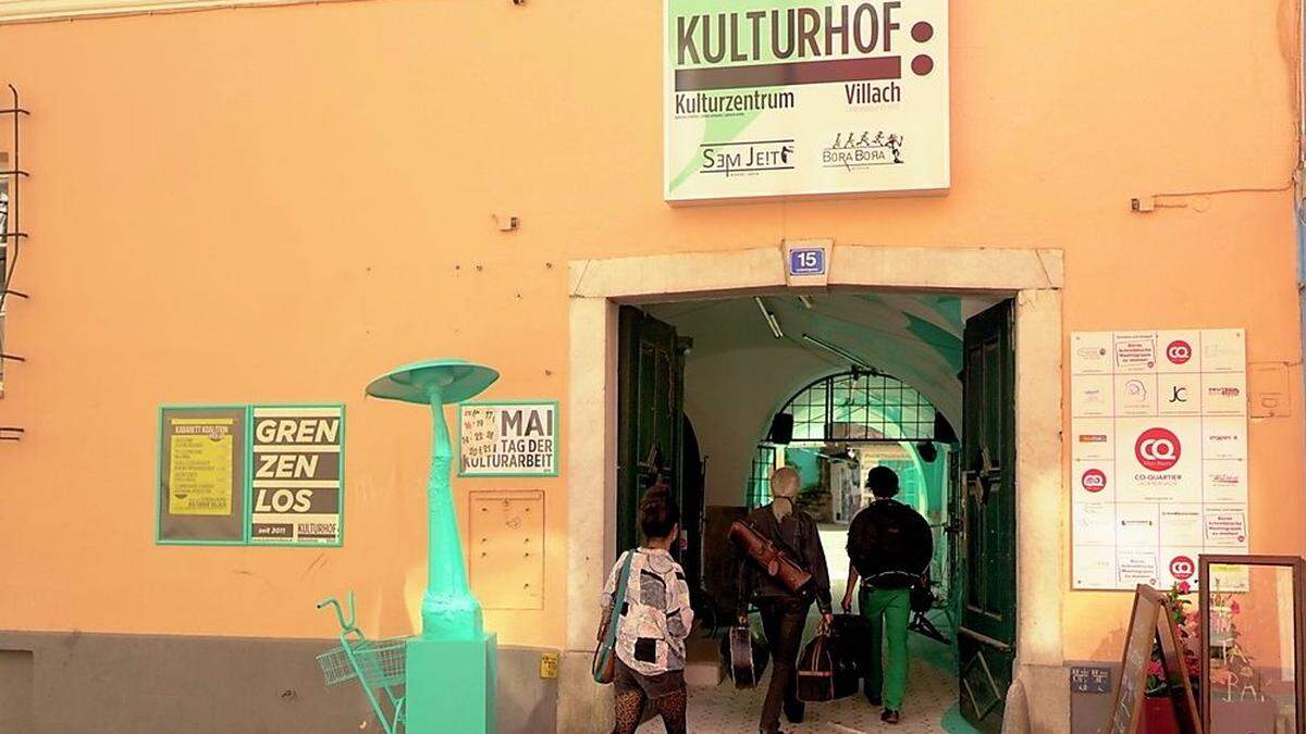 In seine zehn Jahren des Bestehens entwickelte sich der Kulturhof zu einer der wichtigsten Anlaufstellen für Kunst und Kultur im alpenländischen Raum