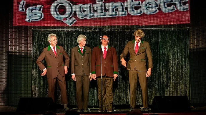 Nach wie vor ein Höhepunkt: „s‘Quintett“ mit Udo Ebner (rechts)