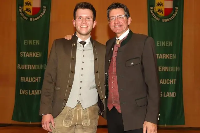Nächstes Jahr eröffnet bereits als neuer Bezirksbauernbundobmann Maximilian Kogler (am Foto links) den 20. Bezirksbauernball!