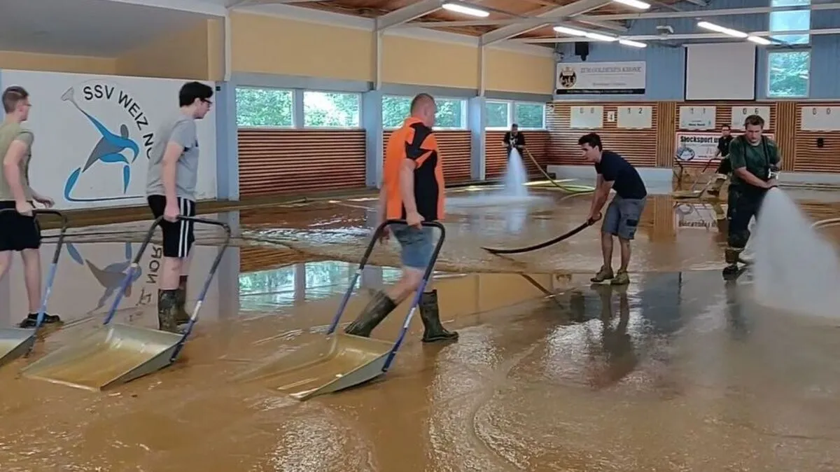 Die Weizer Stocksporthalle war besonders schwer betroffen