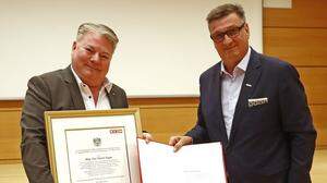 Bei der Verleihung: Karl Hanno Egger mit WKK-Präsident Jürgen Mandl 