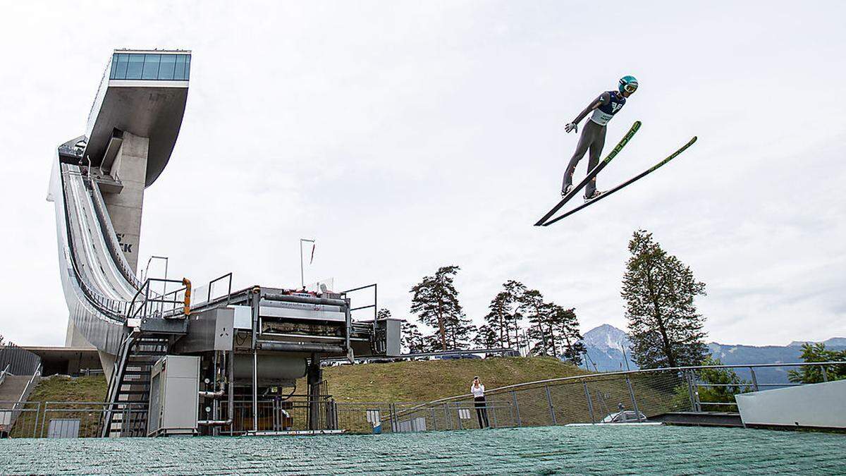 Michael Hayböck muss noch warten bis er wieder springen kann 