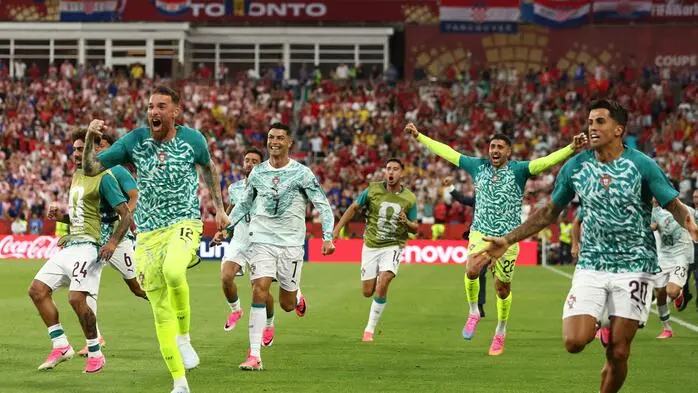 Portugal steht im Achtelfinale