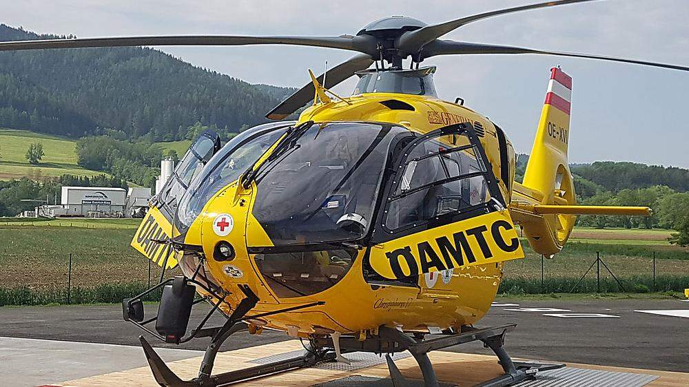 Dreijähriger stürzte in Tirol rund sieben Meter von Balkon
