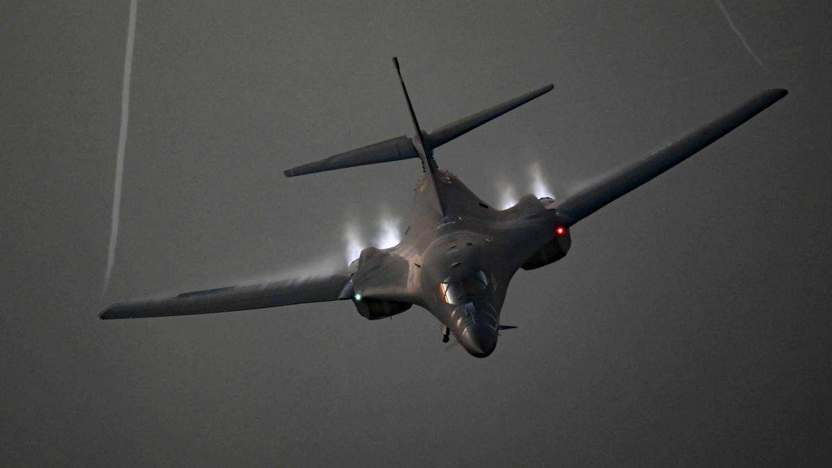 US-Jets - unter anderem des Typs B-1B Lancer - bombardierten Ziele im Irak und in Syrien