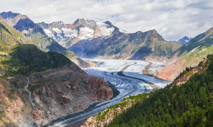 Der Aletschgletscher, der größte Gletscher der Alpen