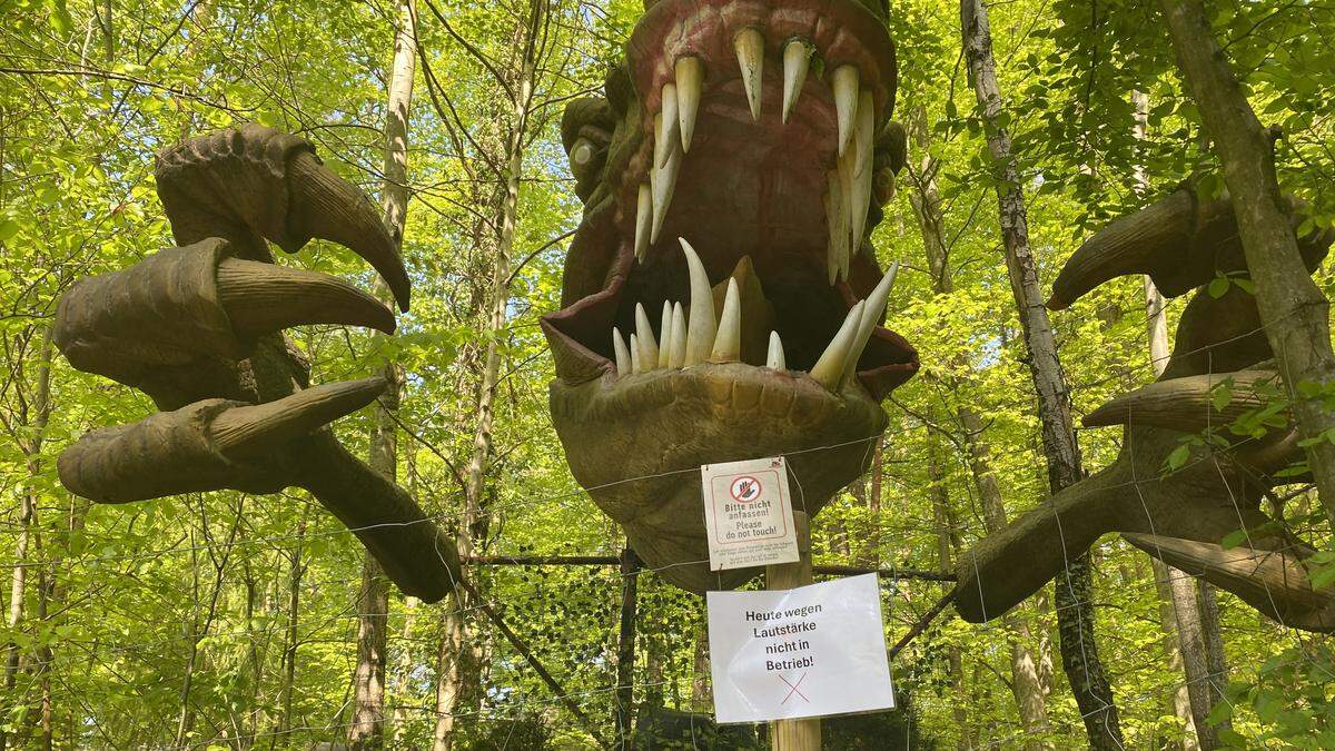 Alle beweglichen und lauten Dinosaurierfiguren werden an den „Stillen Tagen“ abgestellt