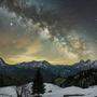 Astro-Fotograf macht faszinierende Bilder von der Milchstraße am Nachthimmel über dem Gesäuse 