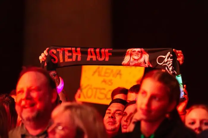 Klicken Sie sich durch die Fotos!